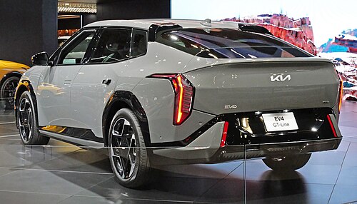 GT-Line sedan (rear)