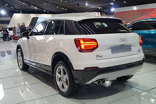 Q2 (Pre-facelift)