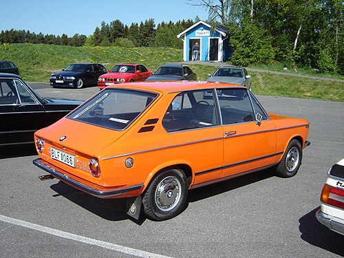 BMW 2000 Touring (the original Touring model eschewed the 