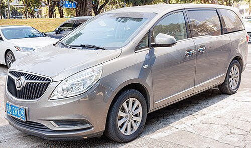 GL8 II Legacy(2017–19) front view