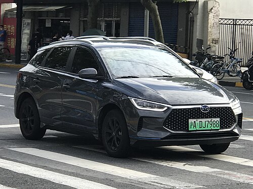 BYD e2 (pre-facelift)