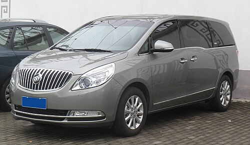 Buick GL8 II(pre-facelift; 2010–14) front view
