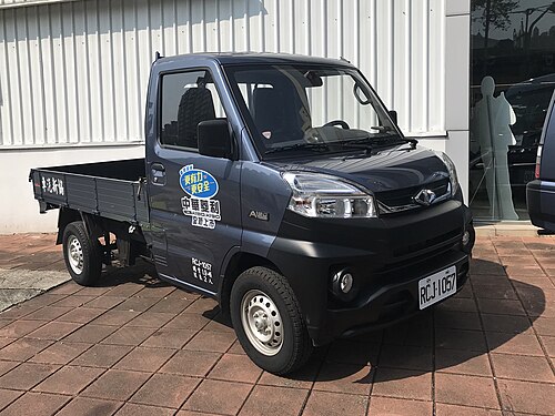 CMC Veryca second facelift pickup front view