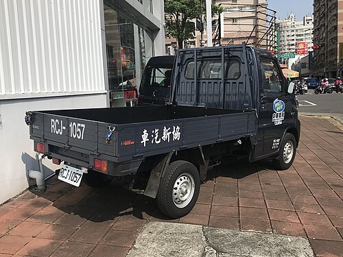 CMC Veryca second facelift pickup rear view