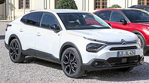 Citroën ë-C4 X (pre-facelift)