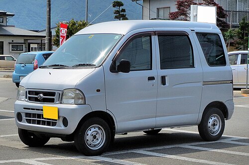 Pre-facelift Daihatsu Hijet Cargo (S210V, 1999-2001), designed by Giugiaro