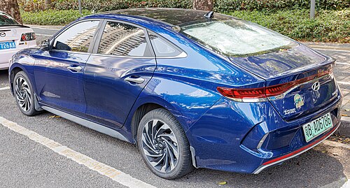 Rear view (EV)