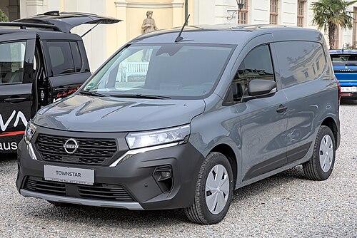 Nissan Townstar Van