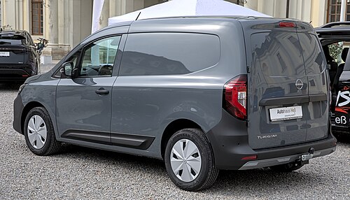 Nissan Townstar Van