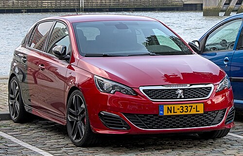 Peugeot 308 GTi (pre-facelift) front