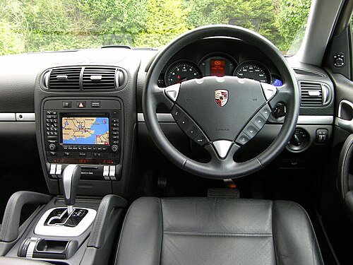 E1 Cayenne interior