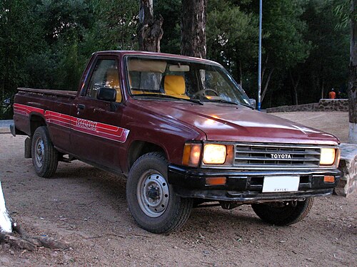 1986–1988 Toyota Hilux 2WD