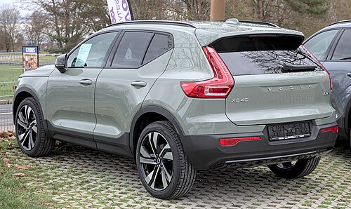 XC40 B4 (first facelift)