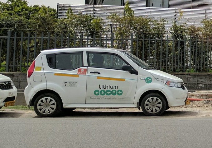 Mahindra e2o Plus Specs, Range, Battery, Dimensions & Features